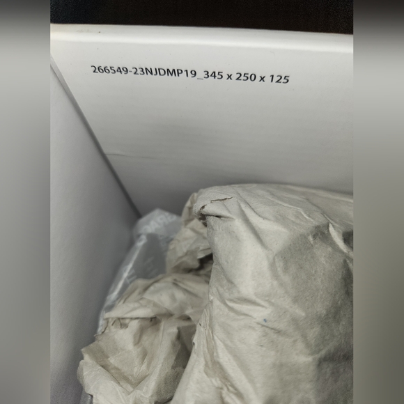 Jordan Retro 11 Empty Box - Picture 7 of 7